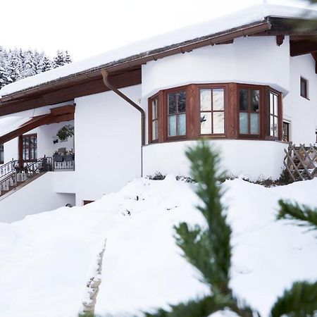 Haus Berta Lägenhet Leutasch Exteriör bild