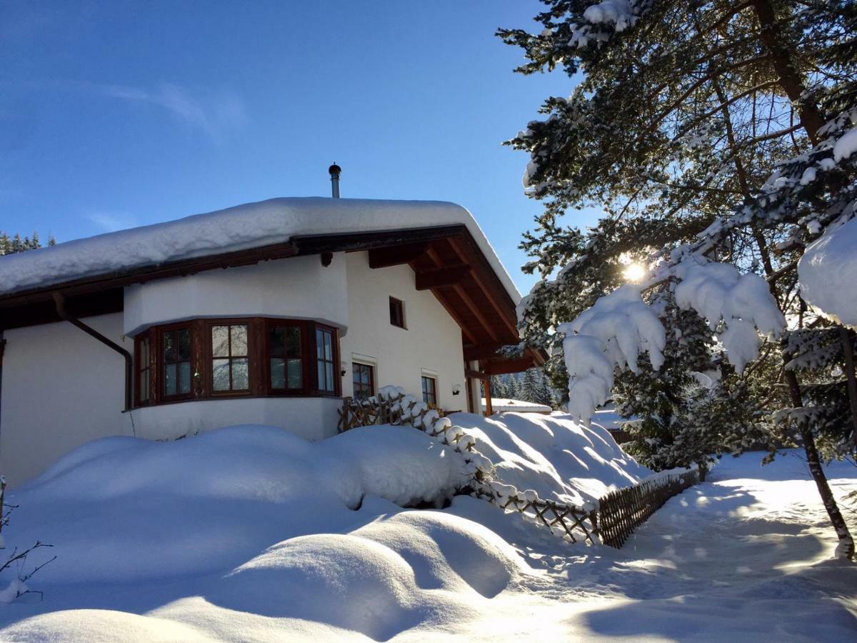 Haus Berta Lägenhet Leutasch Exteriör bild